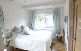 Loghouse.ie log cabin. Top quality log house products.