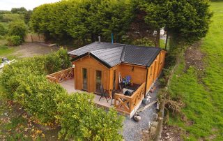 Loghouse.ie log cabin. Top quality log house products.