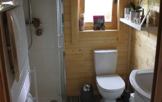 Loghouse log cabin. Top quality log house products.