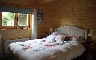 Loghouse log cabin. Top quality log house products.