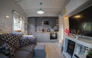 Log Cabin One Bed Type C Kitchen