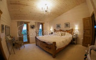 Four Bed Log Cabin Bedroom 2