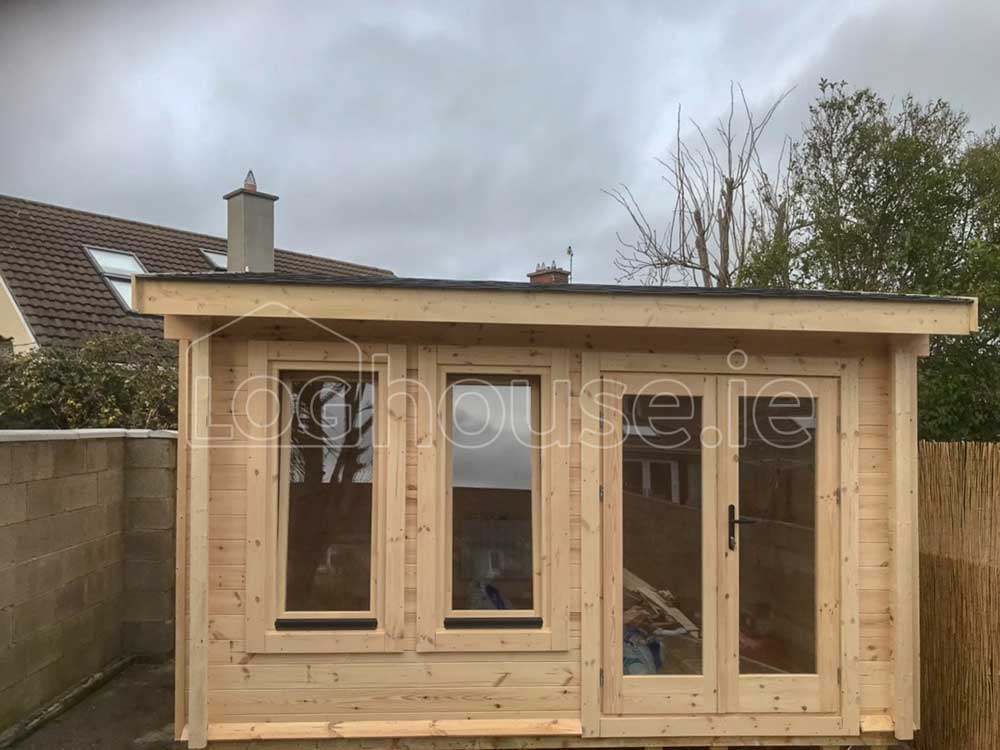 Newcastle-Log-Cabin-1 Newcastle-Log-Cabin-1