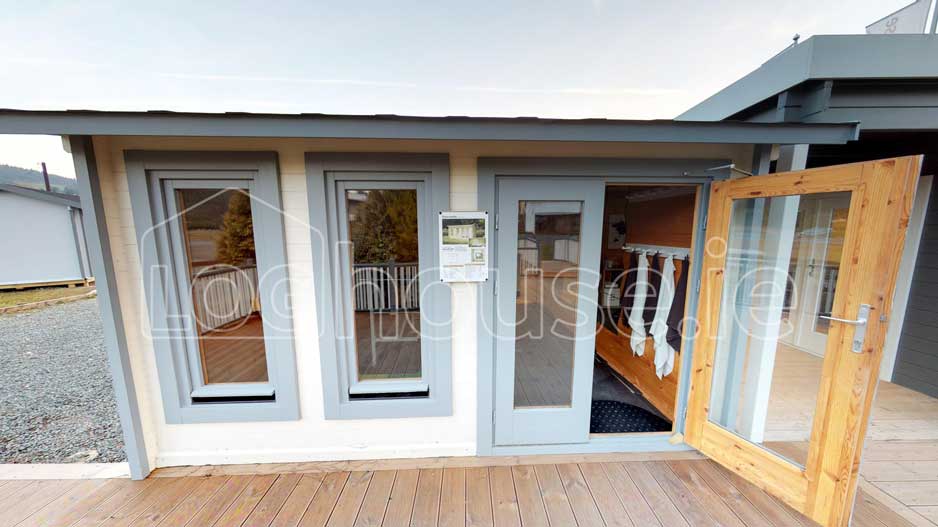 Newcastle-Log-Cabin-2 Newcastle-Log-Cabin-2