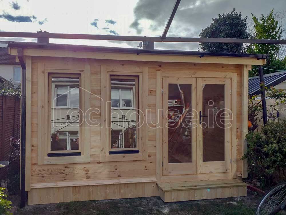 Newcastle-Log-Cabin-3 Newcastle-Log-Cabin-3