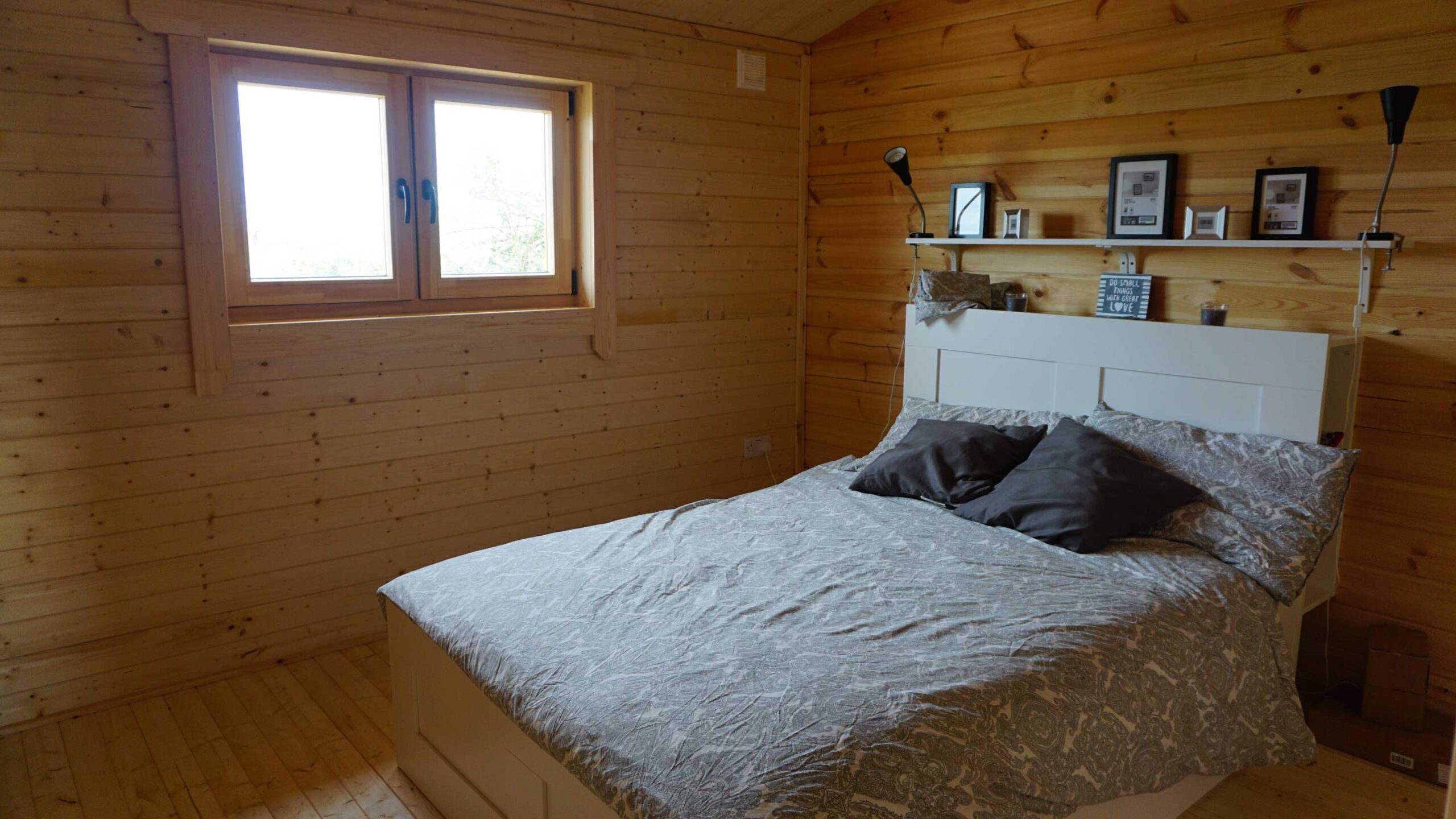 Screenshot-2019-04-13-(6) Four Bed Type A Log Cabin