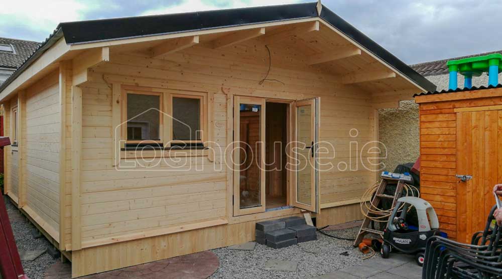 Two-Bed-Type-D-Log-Cabins-2-of-2