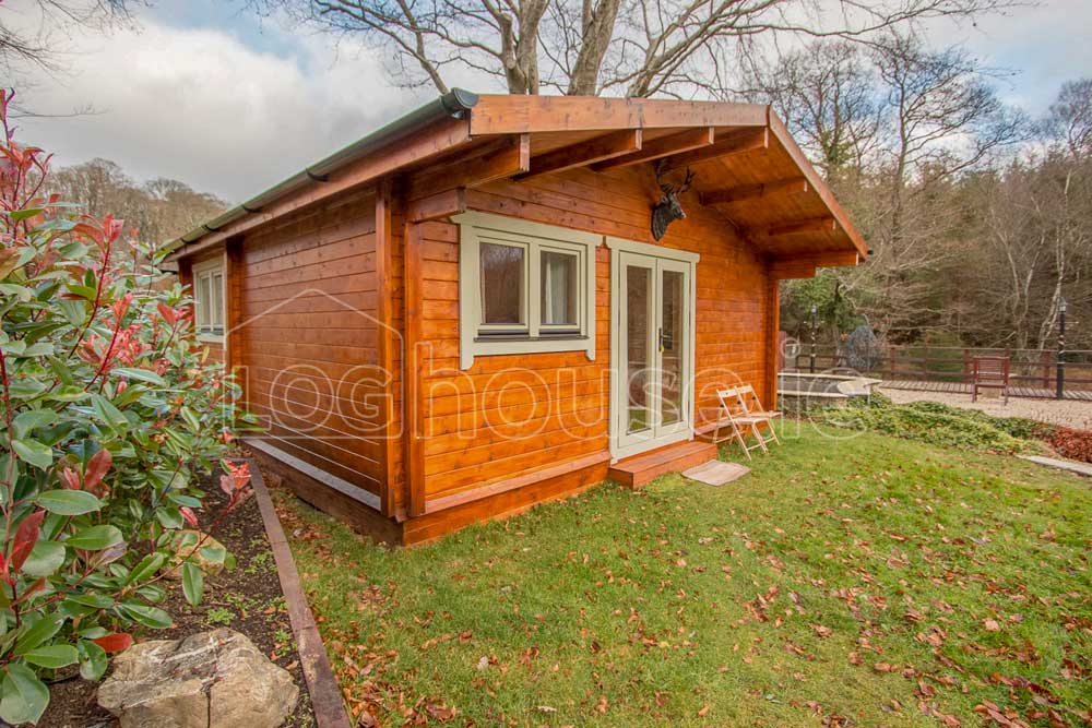 Two-Bed-Type-D-Log-Cabins-7-of-13