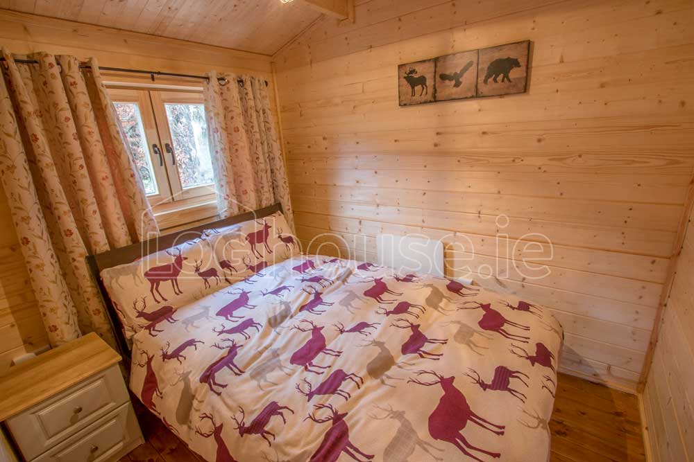 Two-Bed-Type-D-Log-Cabins-8-of-13