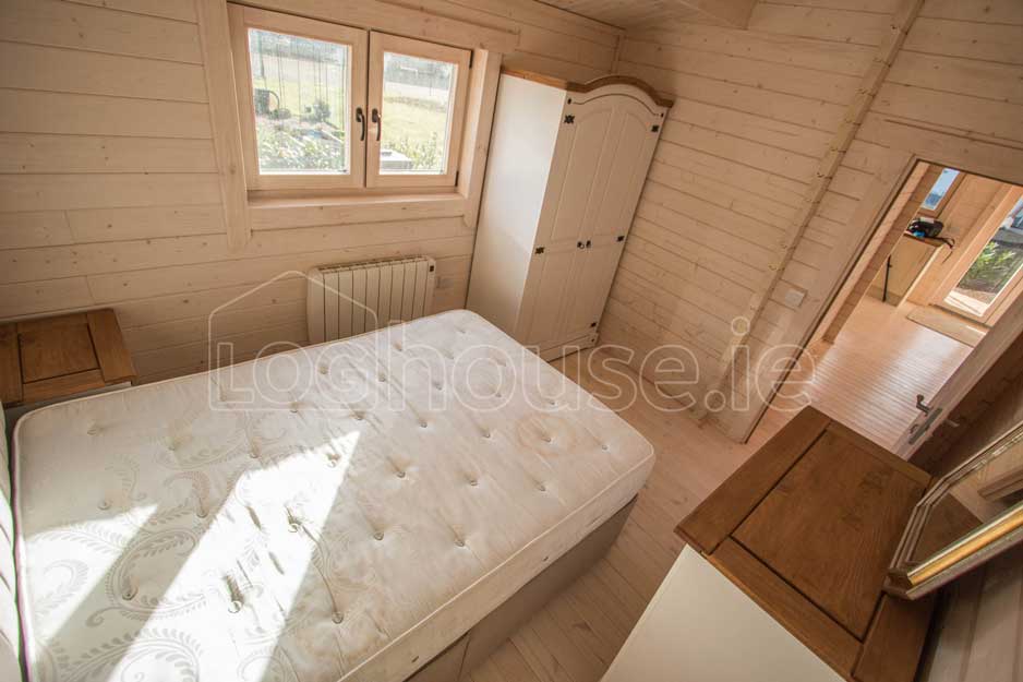 Two-Bed-Type-F-Log-Cabin-2 Two-Bed-Type-F-Log-Cabin-2